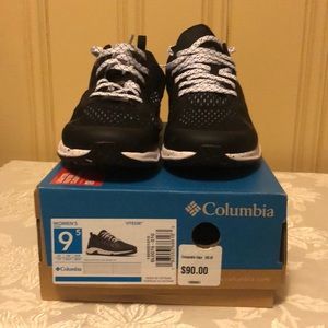 NIB Columbia Women’s Sneaker